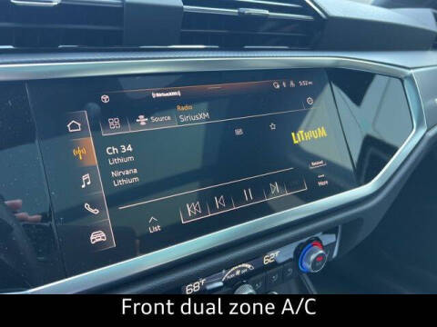 2025 Audi Q3 quattro S line Premium 45 TFSI