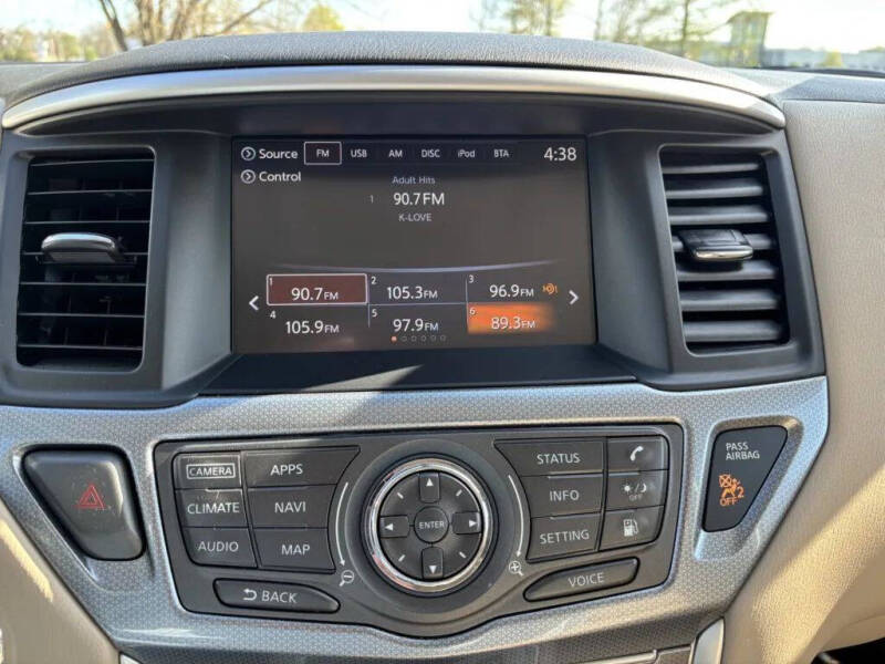 2020 Nissan Pathfinder SL