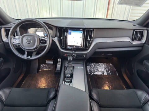 2019 Volvo XC60 T5 R-Design