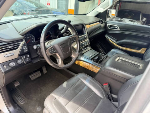 2017 GMC Yukon XL Denali