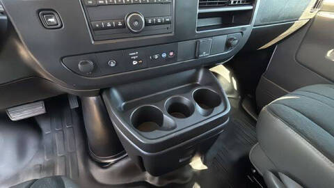 2024 Chevrolet Express 2500