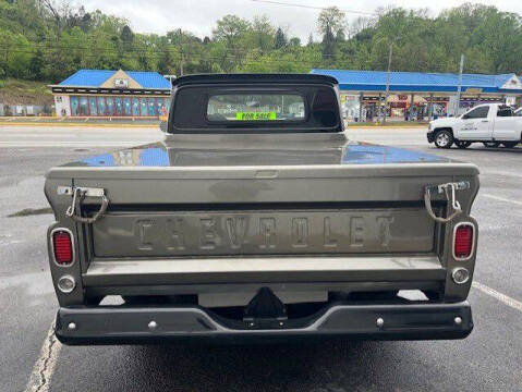 1961 Chevrolet Apache