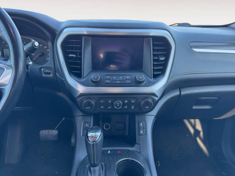 2019 GMC Acadia SLT-1