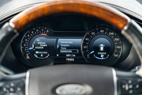 2017 Ford Explorer Platinum