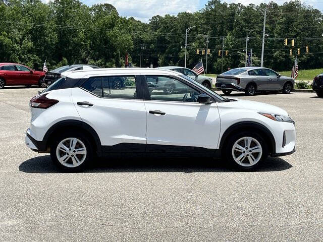 2021 Nissan Kicks S