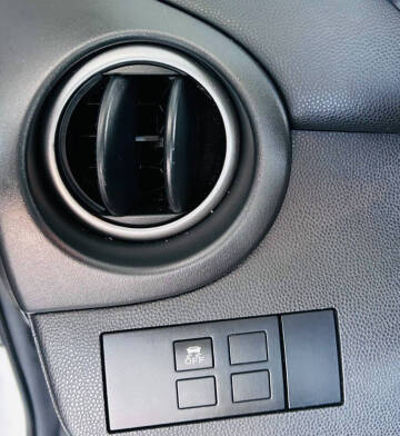 2014 Mazda MAZDA2 Sport