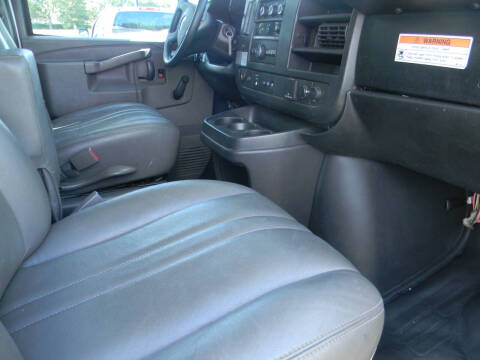 2017 GMC Savana 3500