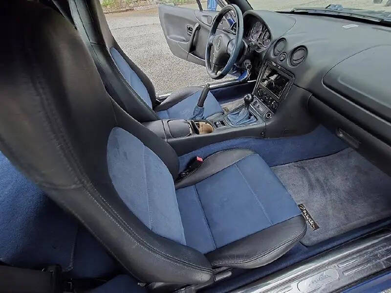 1999 Mazda MX-5 Miata 10th Anniversary
