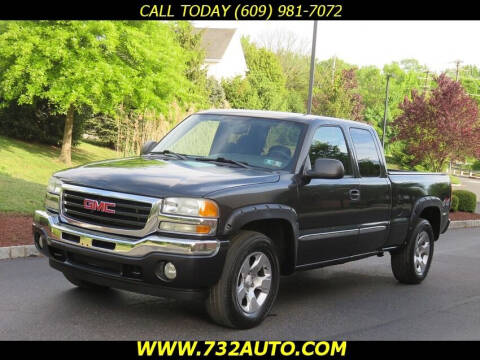 2005 GMC Sierra 1500 for sale at Absolute Auto Solutions in Hamilton NJ