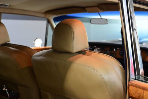 1972 Rolls-Royce SILVER CLOUD LWB