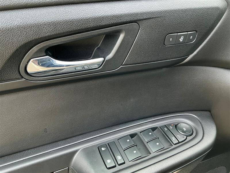 2017 Chevrolet Traverse LT