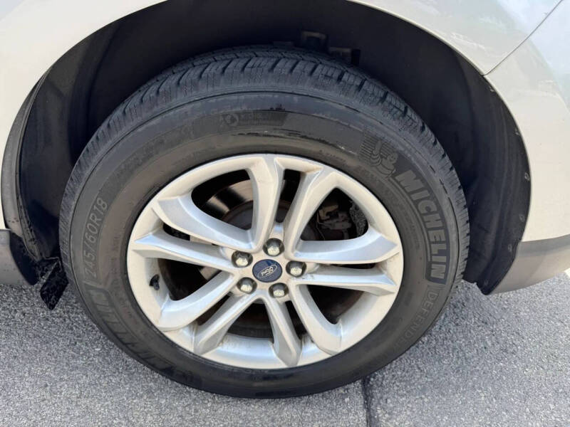 2019 Ford Edge SEL