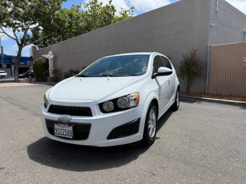 2015 Chevrolet Sonic LT Auto