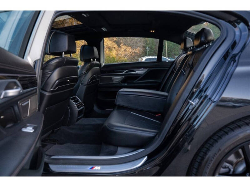 2022 BMW 7 Series 750i xDrive