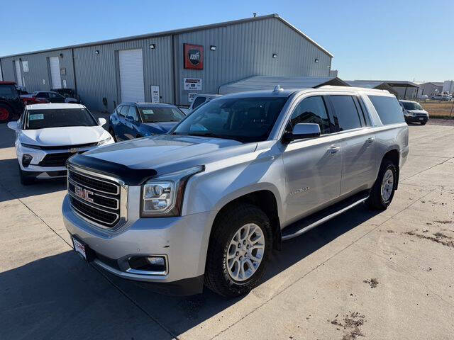 2017 GMC Yukon XL SLT
