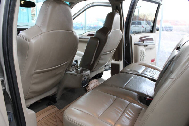2004 Ford Excursion Limited