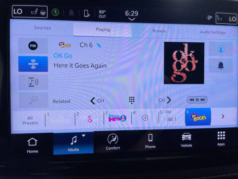 2024 Chrysler Pacifica Touring L