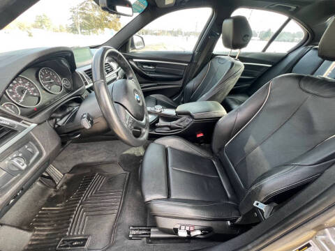 2018 BMW 3 Series 330i xDrive