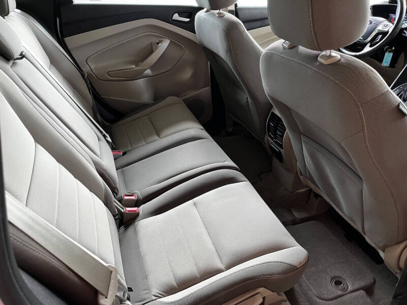 2015 Ford C-MAX Hybrid SE