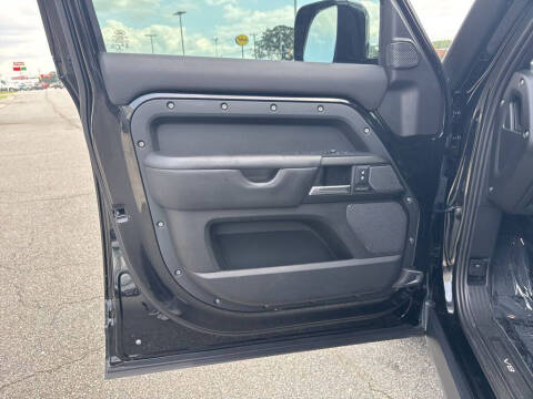 2022 Land Rover Defender