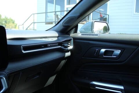 2024 Ford Mustang EcoBoost Premium