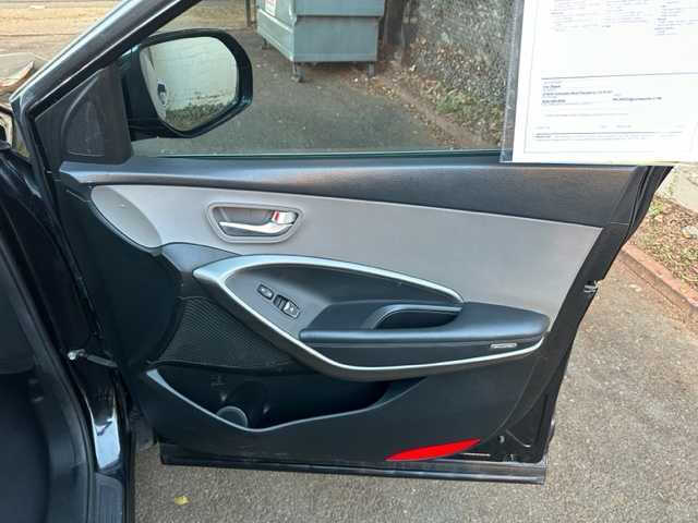 2017 Hyundai Santa Fe SE