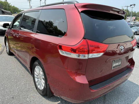 2012 Toyota Sienna