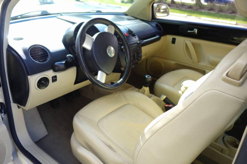 2007 Volkswagen New Beetle 2.5
