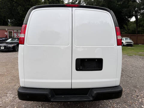 2021 Chevrolet Express 2500