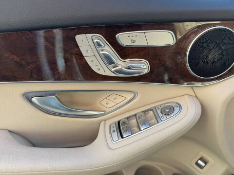 2016 Mercedes-Benz GLC GLC 300