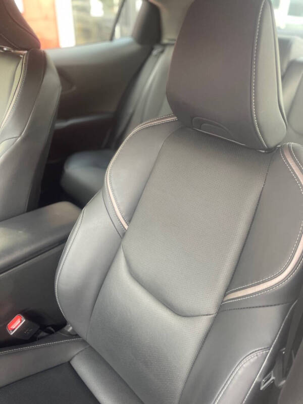 2023 Toyota Prius LE