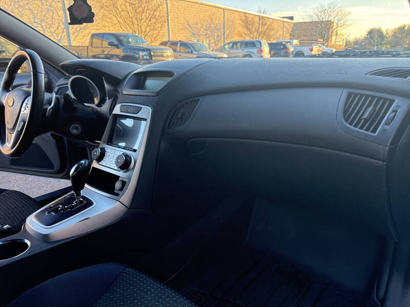 2010 Hyundai Genesis Coupe 2.0T Premium