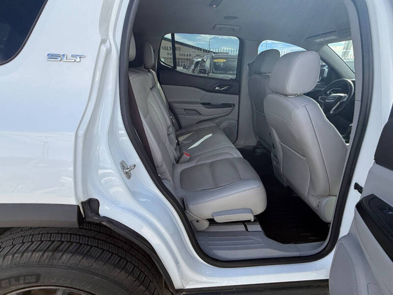 2017 GMC Acadia SLT-1
