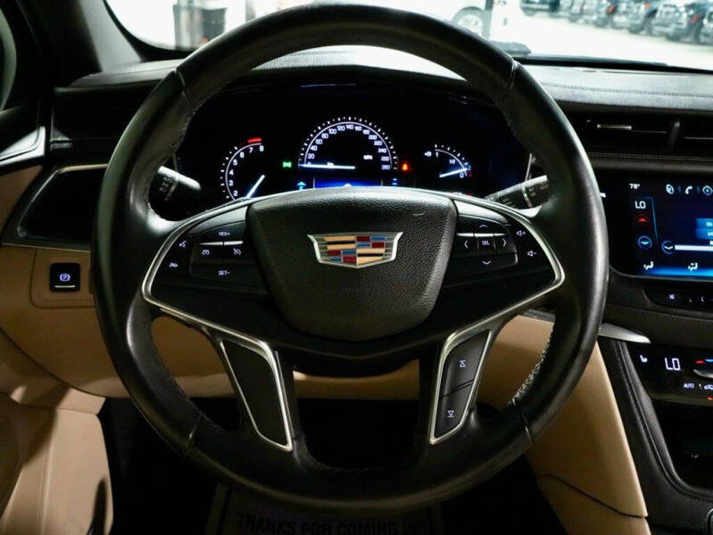 2017 Cadillac XT5