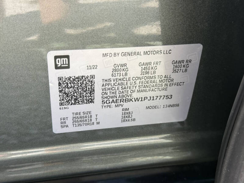2023 Buick Enclave Essence