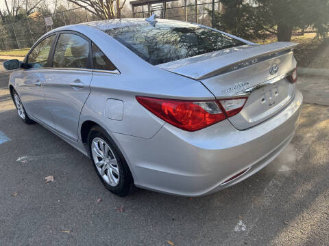 2011 Hyundai Sonata GLS