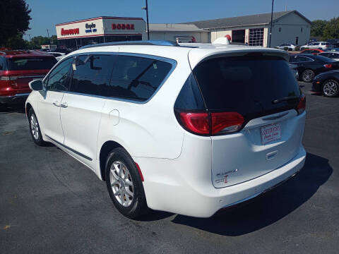 2020 Chrysler Pacifica Touring L