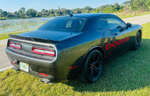 2017 Dodge Challenger R/T Plus