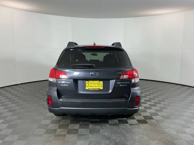2011 Subaru Outback 3.6R Limited
