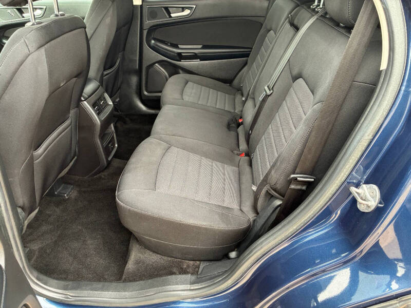 2017 Ford Edge SE