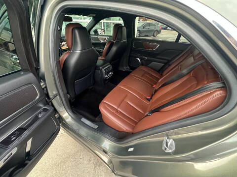 2017 Lincoln Continental Reserve