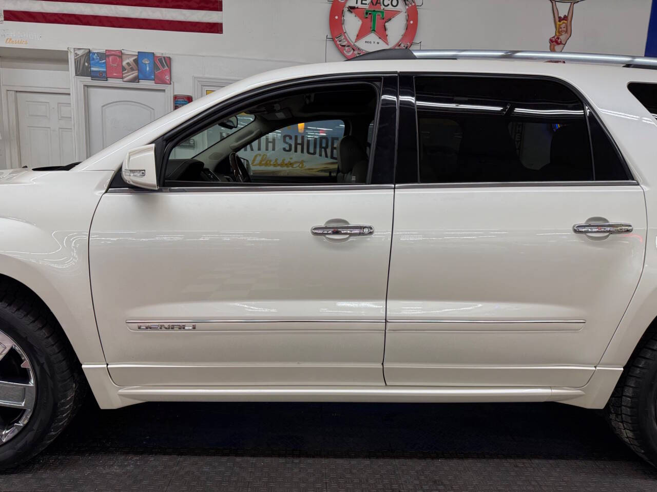 2014 GMC Acadia 14