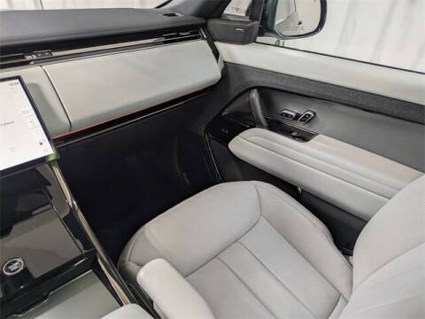 2024 Land Rover Range Rover Sport P360 SE