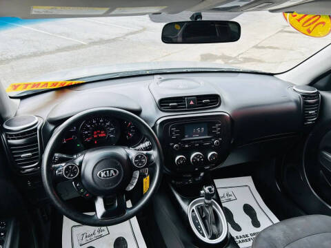 2015 Kia Soul +