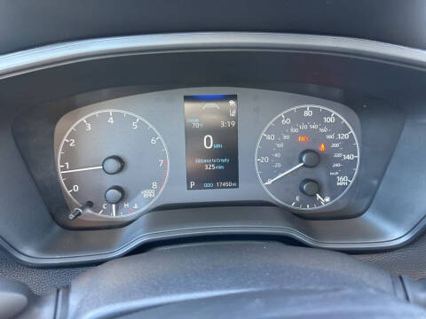 2025 Toyota Corolla Cross LE