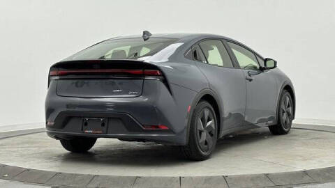 2025 Toyota Prius LE