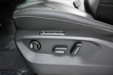 2023 Volkswagen Atlas Cross Sport V6 SEL R-Line Black 4Motion