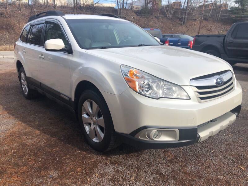 2011 Subaru Outback for sale at Car Man Auto in Old Forge PA