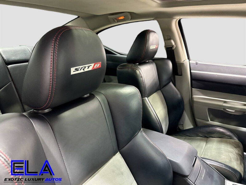 2006 Dodge Charger SRT-8