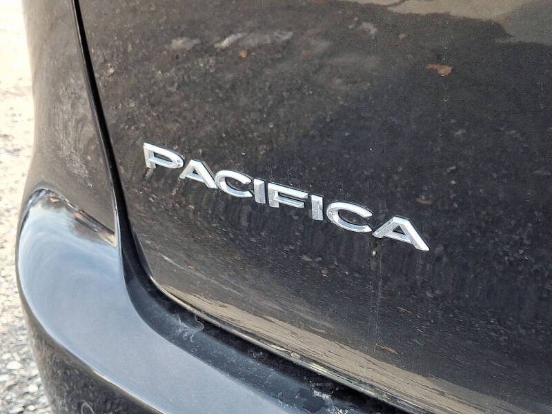 2018 Chrysler Pacifica Hybrid Touring Plus